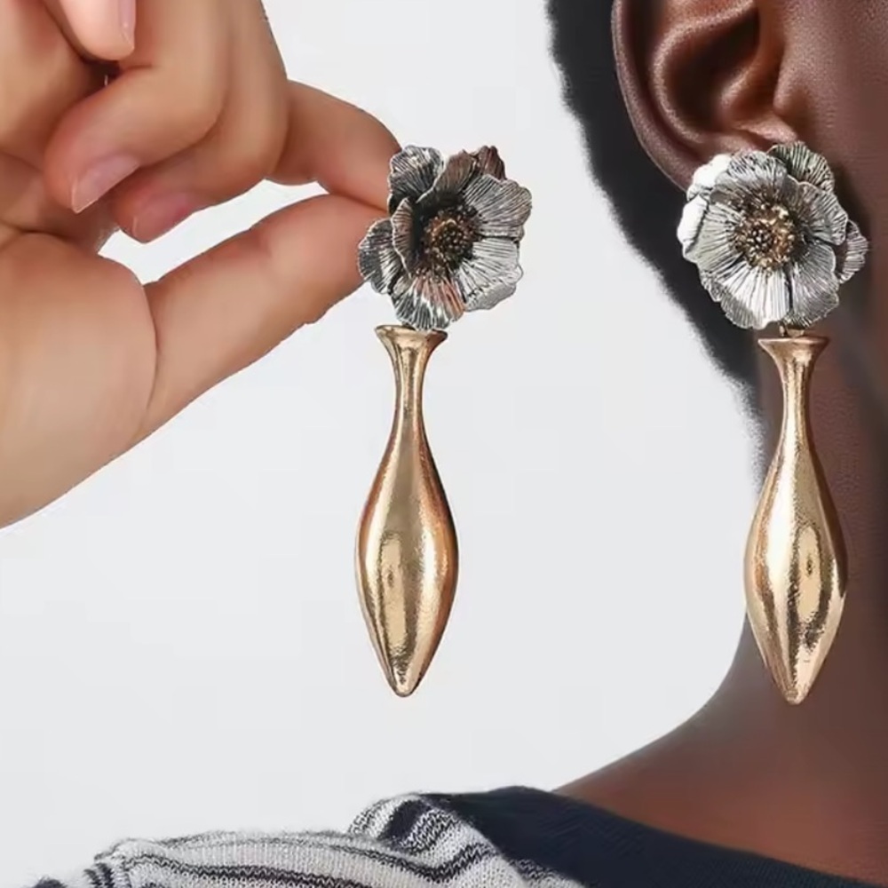 New Luxury collection Zara Famous Floral Gold and Silver Floral Earrings